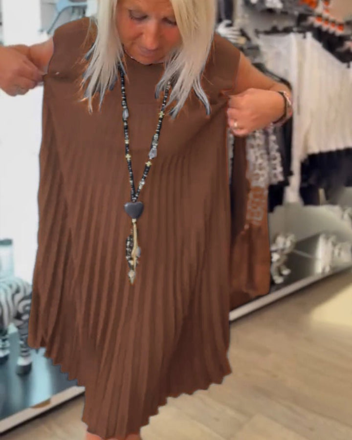 Alora | Pleated Chic Dress