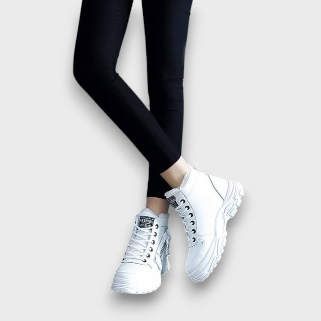 Astrae Cozy fur-lined winter boots