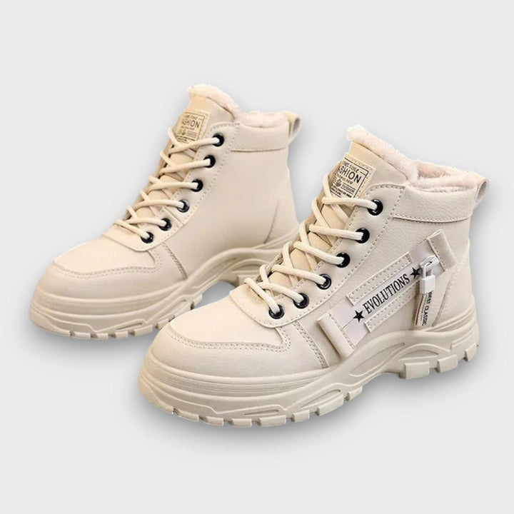 Astrae Cozy fur-lined winter boots